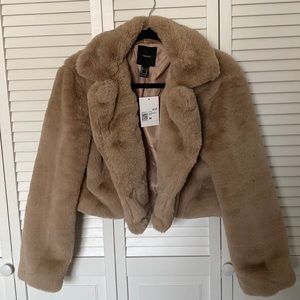 Cropped faux fur coat